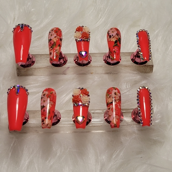 Press on nails - Picture 5 of 6